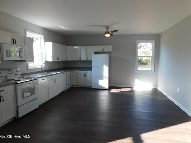 $1,800 | 201 Thompson Field Circle, Gloucester, NC 28528