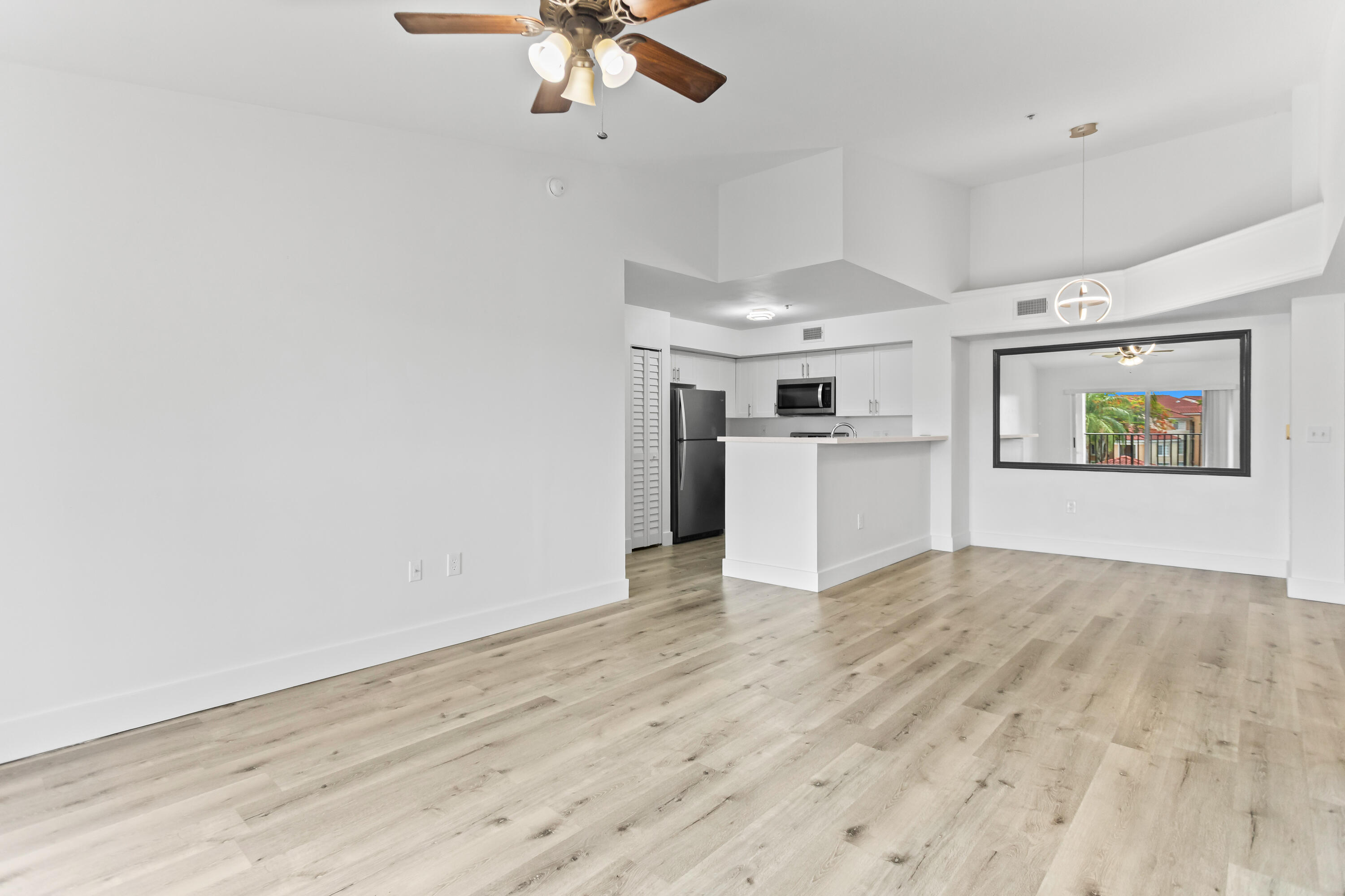2113 Renaissance Boulevard, Unit 306 Miramar, FL 33025 - Photo 5 of 59 585A8921