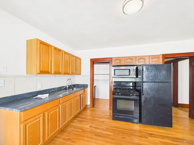 $2,700 | 4 River Street, Unit 4, Dedham, MA 02026