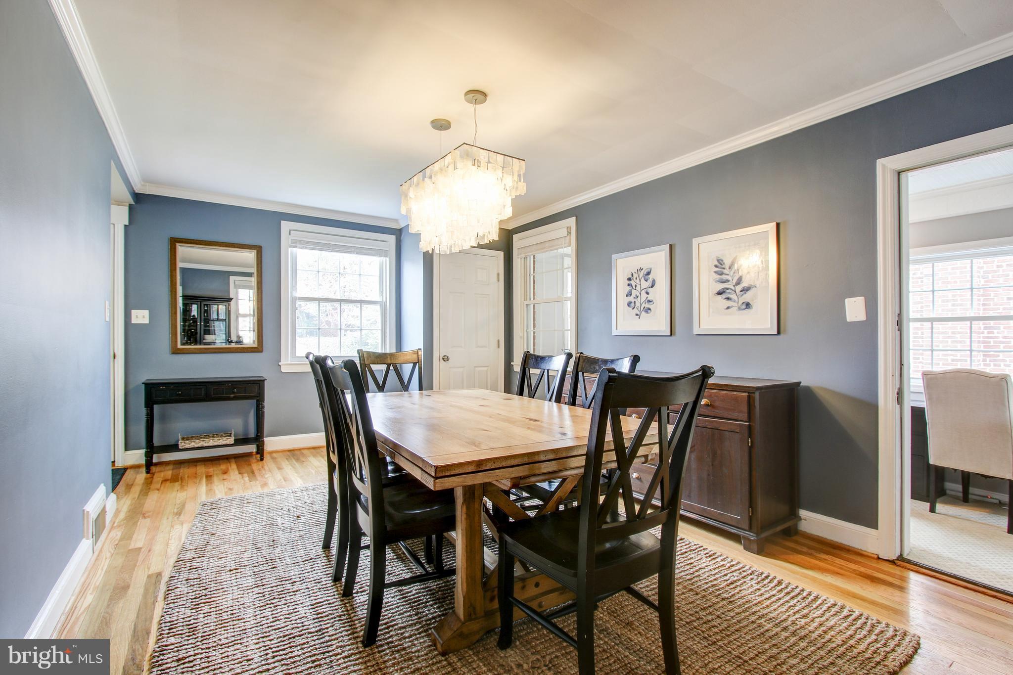 10027 Dallas Avenue Silver Spring, MD 20901 - Photo 14 of 30 Dining Room