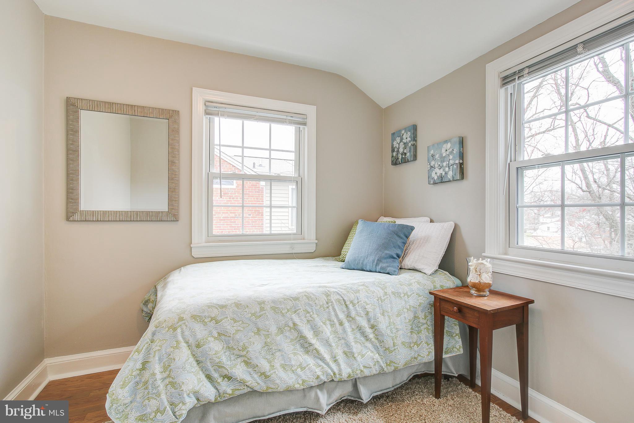 10027 Dallas Avenue Silver Spring, MD 20901 - Photo 21 of 30 Bedroom