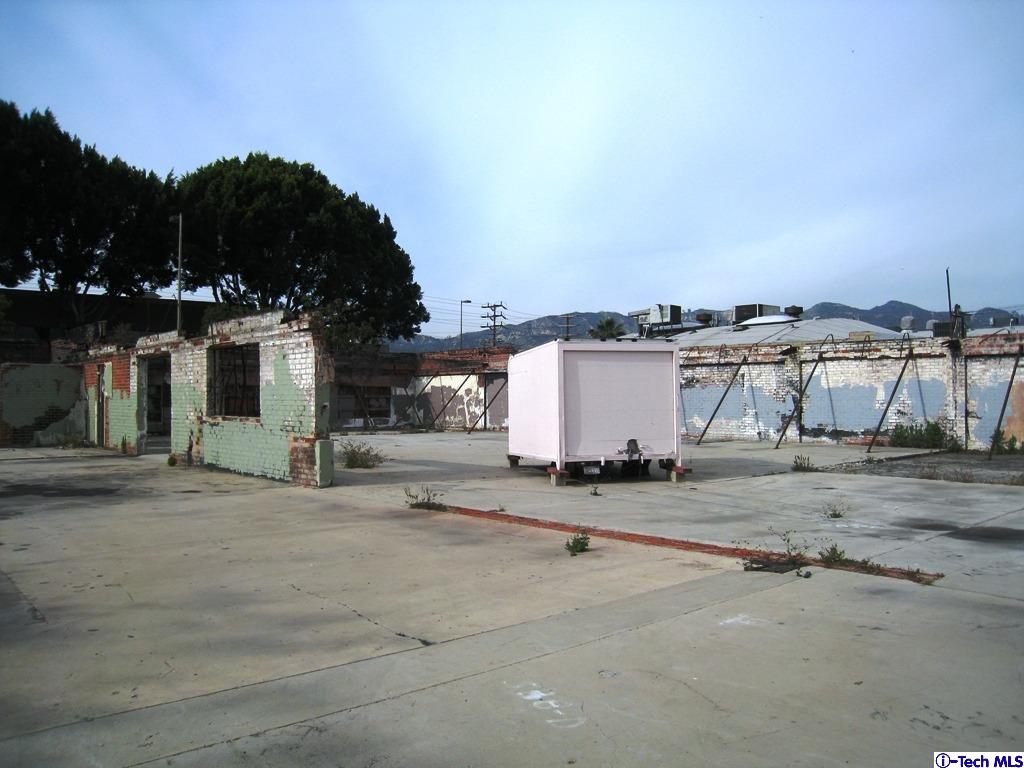 711 West Broadway Glendale, CA 91203 - Photo 6 of 11