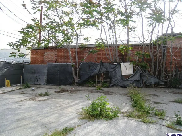 $2,450,000 | 711 West Broadway, Glendale, CA 91203