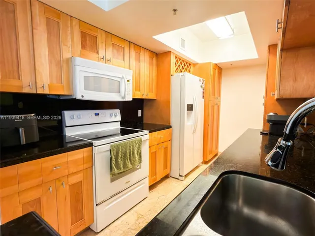 $444,000 | 5085 Northwest 7th Street, Unit 906, Miami, FL 33126