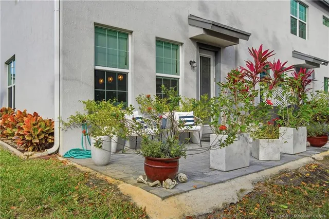 $449,000 | 1838 Southeast Roxy Way, Stuart, FL 34996