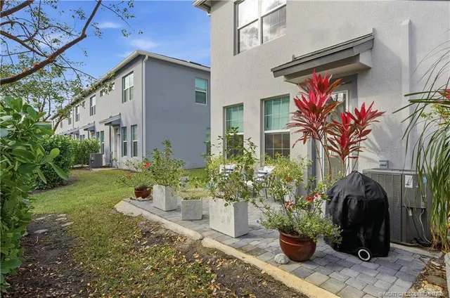 $449,000 | 1838 Southeast Roxy Way, Stuart, FL 34996