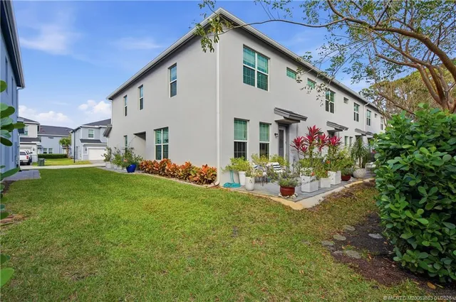 $449,000 | 1838 Southeast Roxy Way, Stuart, FL 34996