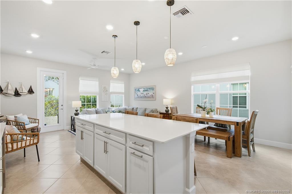 1838 Southeast Roxy Way Stuart, FL 34996 - Photo 3 of 31