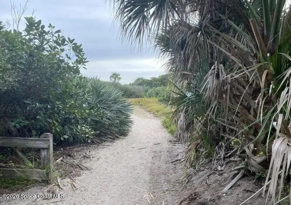 $2,300 | 6201 Treetop Drive, Melbourne Beach, FL 32951