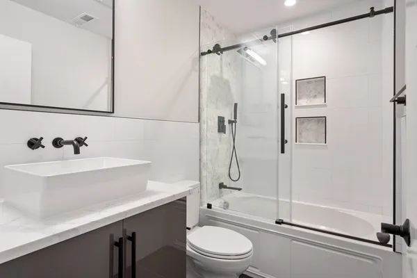 $3,250 | 142 Pleasant Street, Unit 6, Boston, MA 02125