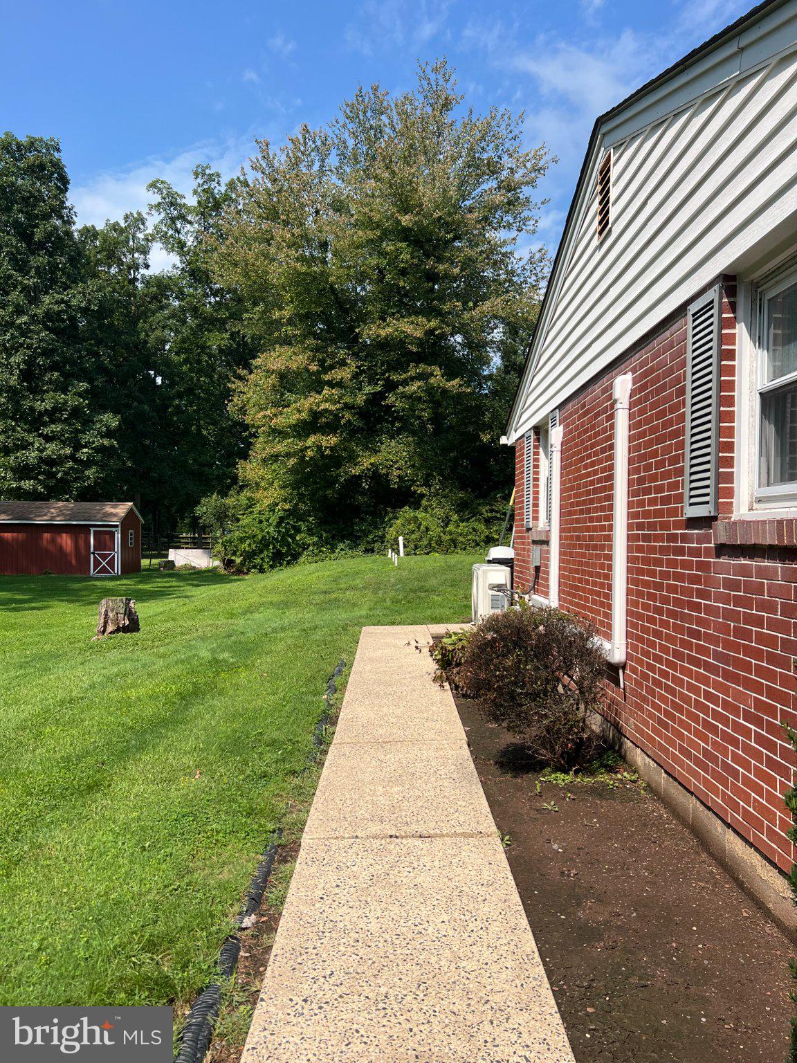 2324 Bedminster Road Perkasie, PA 18944 - Photo 5 of 8 Gallery Image 5
