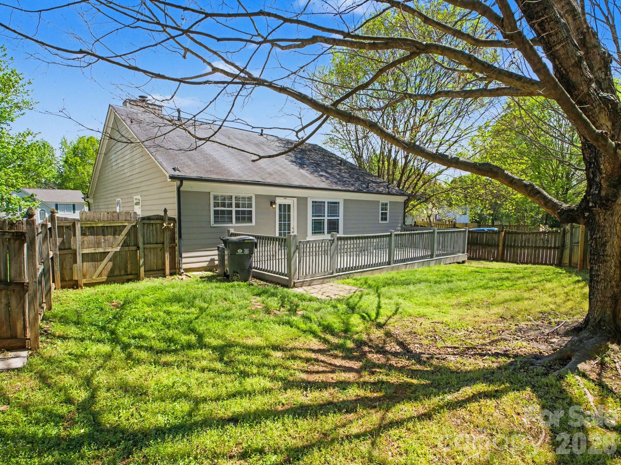 9214 Rotherham Lane Charlotte, NC 28216 - Photo 20 of 20 a view of backyard of house