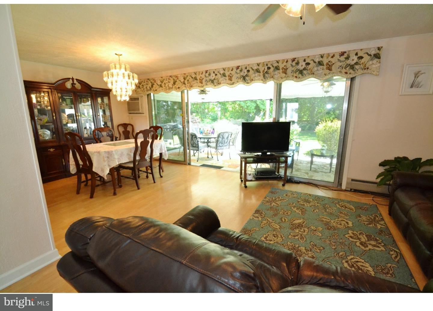 43 Homestead Road Levittown, PA 19056 - Photo 11 of 24 Great Room