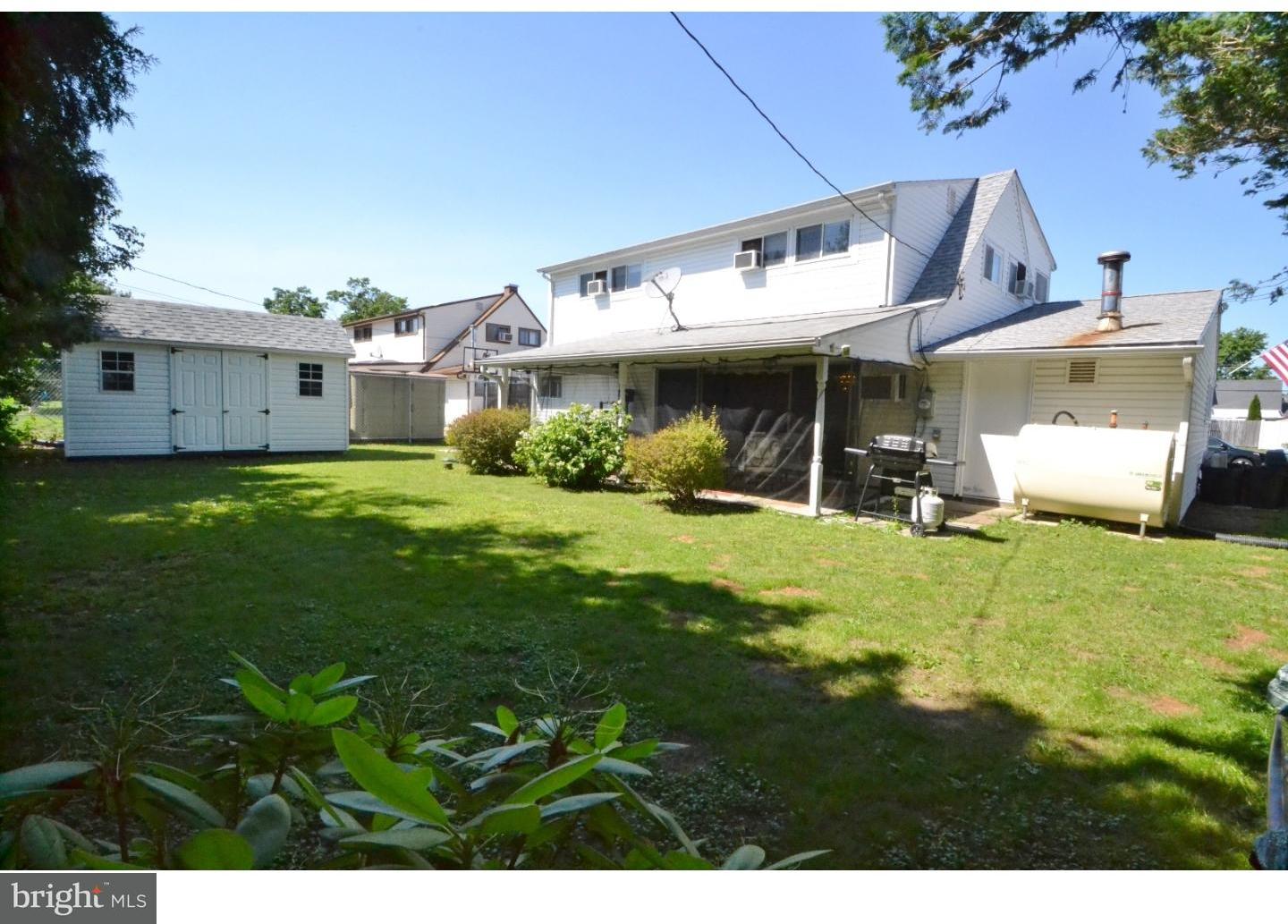 43 Homestead Road Levittown, PA 19056 - Photo 4 of 24 Exterior Back