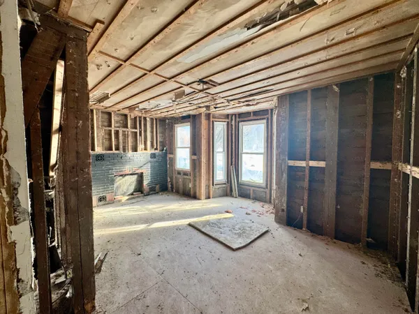 $109,900 | 52 Mechanic Street, Bucksport, ME 04416
