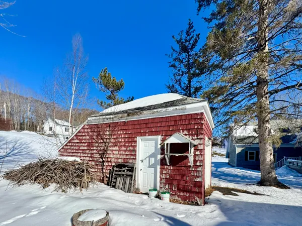 $109,900 | 52 Mechanic Street, Bucksport, ME 04416