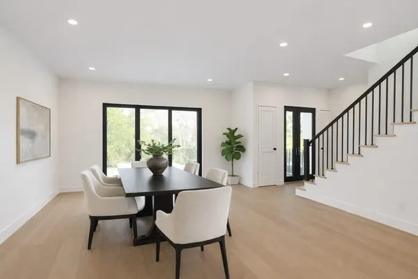 $3,295,000 | 544 Saw Mill Brook Parkway, Newton, MA 02459