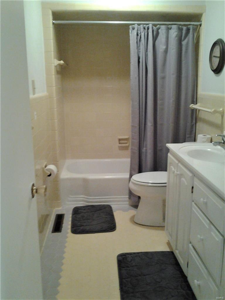 930 Schulte Road St. Louis, MO 63146 - Photo 14 of 27 Gallery Image 14