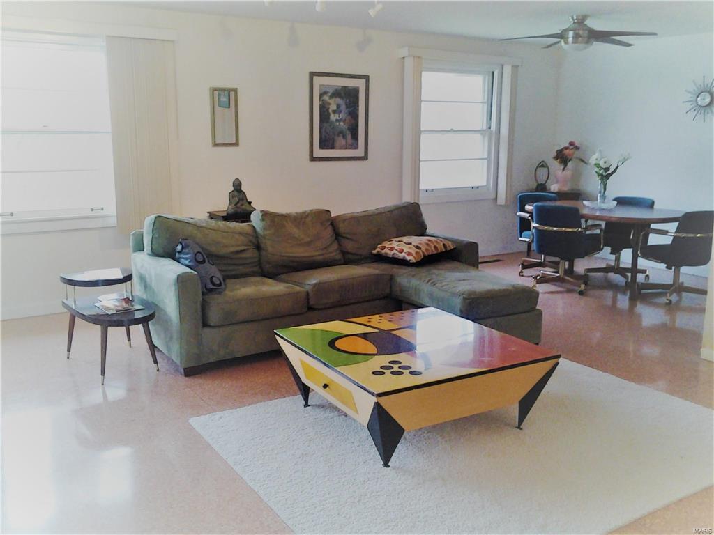 930 Schulte Road St. Louis, MO 63146 - Photo 3 of 27 Gallery Image 3
