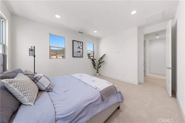 $3,250,000 | 168 Somera, Irvine, CA 92602