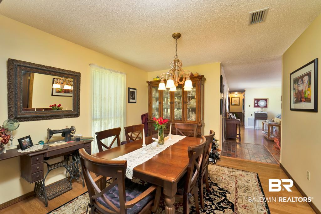 21805 Linn Ridge Drive Fairhope, AL 36532 - Photo 9 of 27 Separate Dining