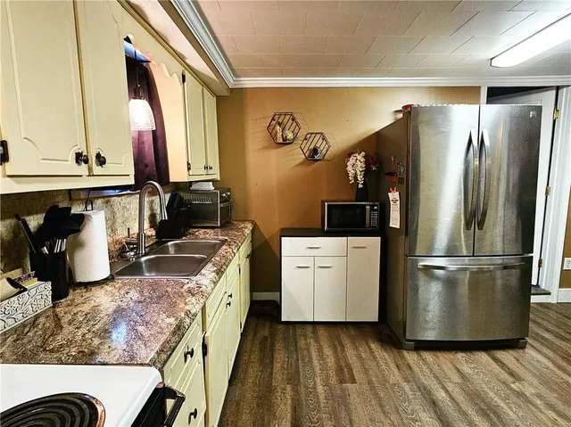 $100,000 | 10 Eggers Avenue, Belle Vernon, PA 15012