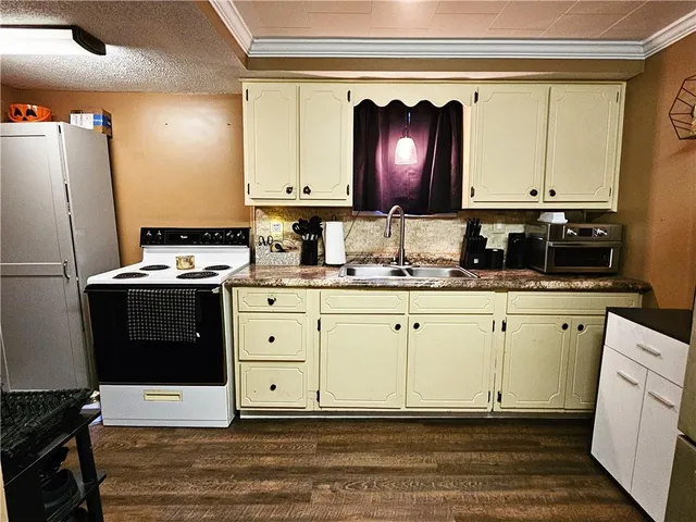 $100,000 | 10 Eggers Avenue, Belle Vernon, PA 15012