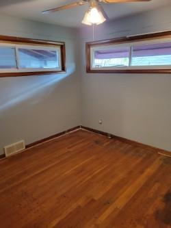 974 Hadley Drive Sharon, PA 16146 - Photo 6 of 11 a view of empty room with window