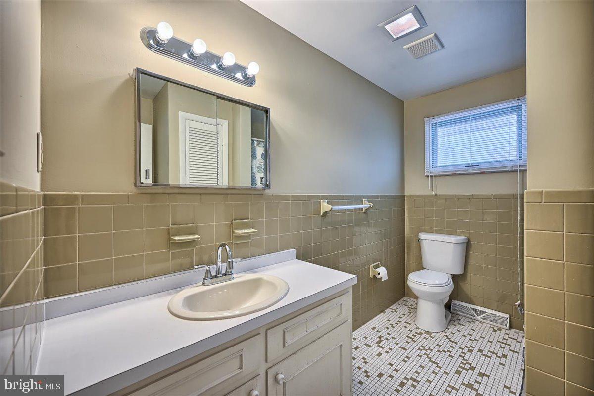 517 Colony Road Camp Hill, PA 17011 - Photo 14 of 39 Gallery Image 14