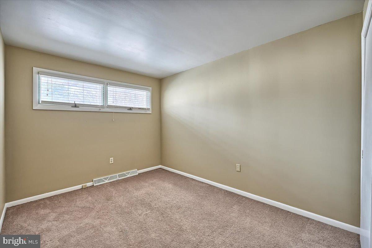 517 Colony Road Camp Hill, PA 17011 - Photo 15 of 39 Gallery Image 15
