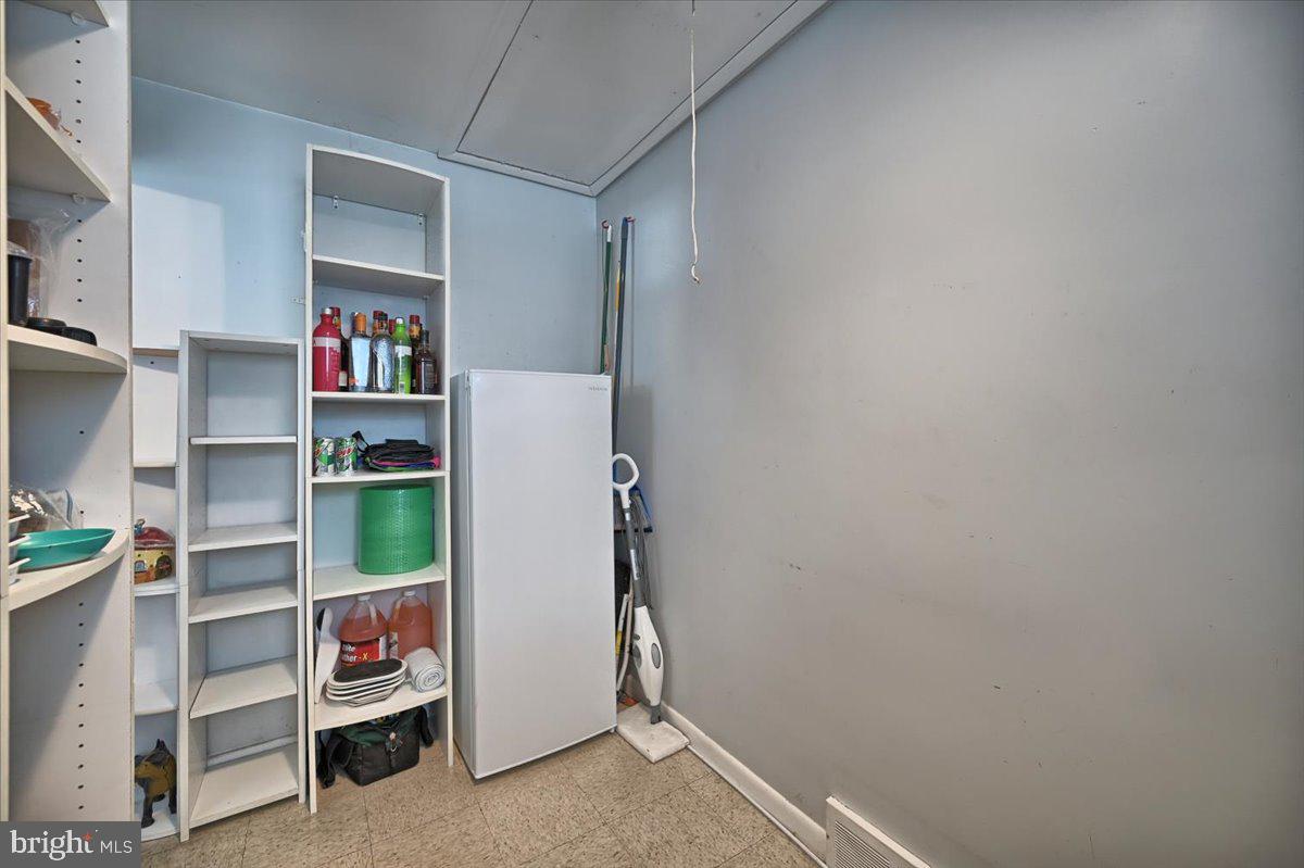 517 Colony Road Camp Hill, PA 17011 - Photo 28 of 39 Gallery Image 28