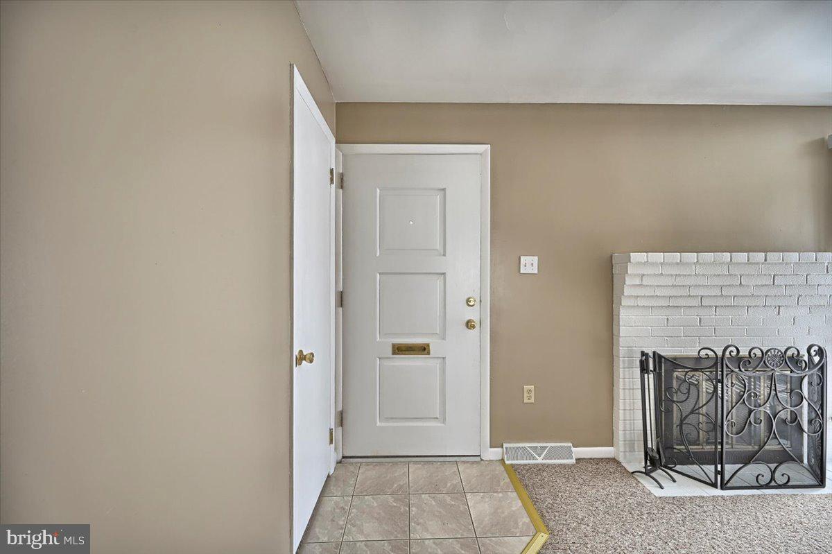 517 Colony Road Camp Hill, PA 17011 - Photo 6 of 39 Gallery Image 6