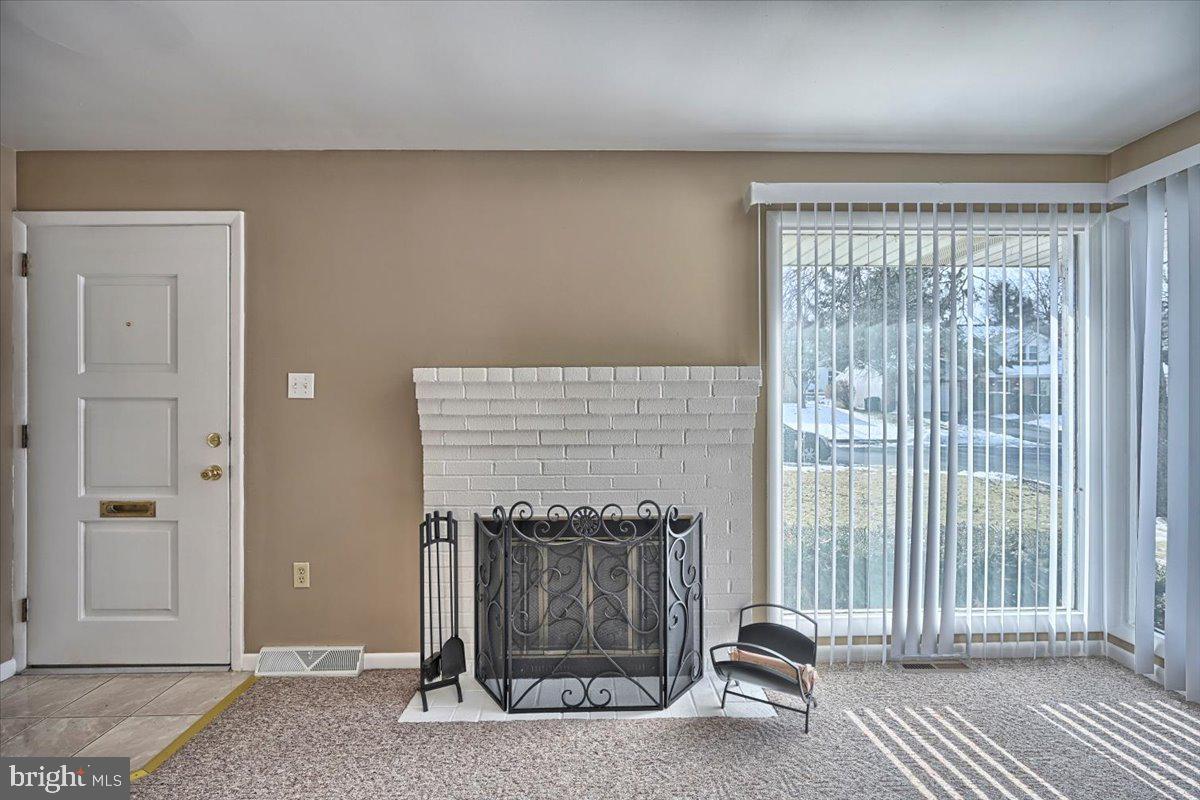 517 Colony Road Camp Hill, PA 17011 - Photo 8 of 39 Gallery Image 8