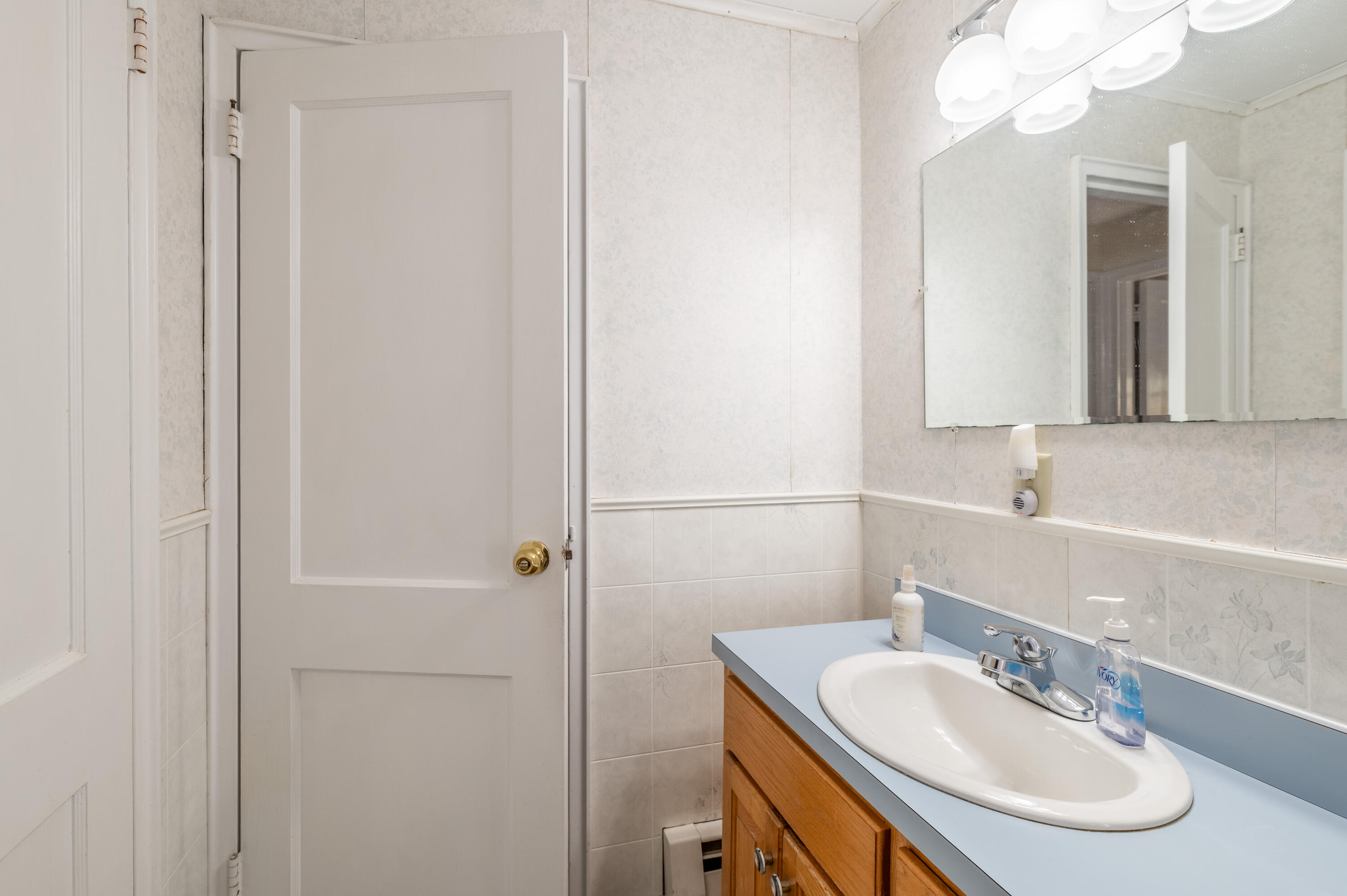 176 Falvey Street Bangor, ME 04401 - Photo 15 of 33 Falvey-13