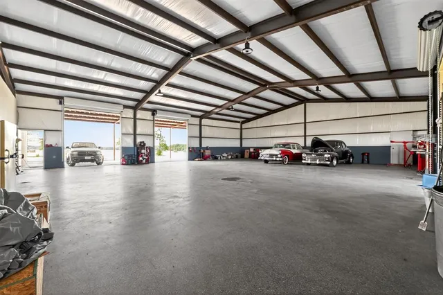 a view of parking area