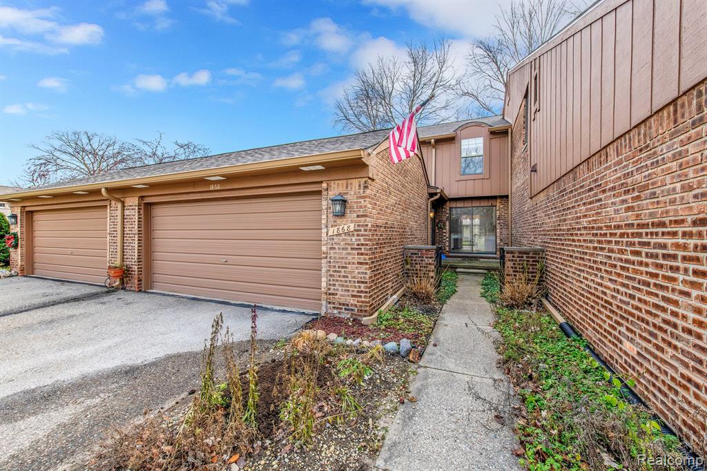 1868 Christy Court Rochester Hills, MI 48309 - Photo 1 of 26