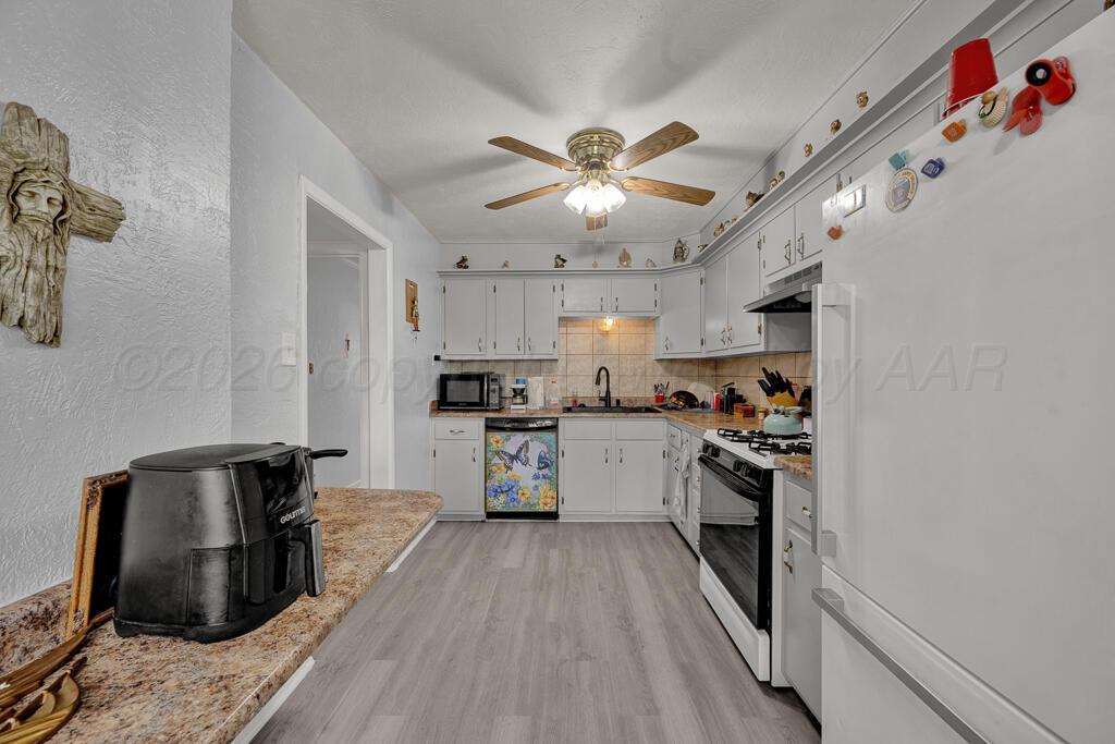5215 George Terrace Amarillo, TX 79106 - Photo 23 of 23 kitchen 3