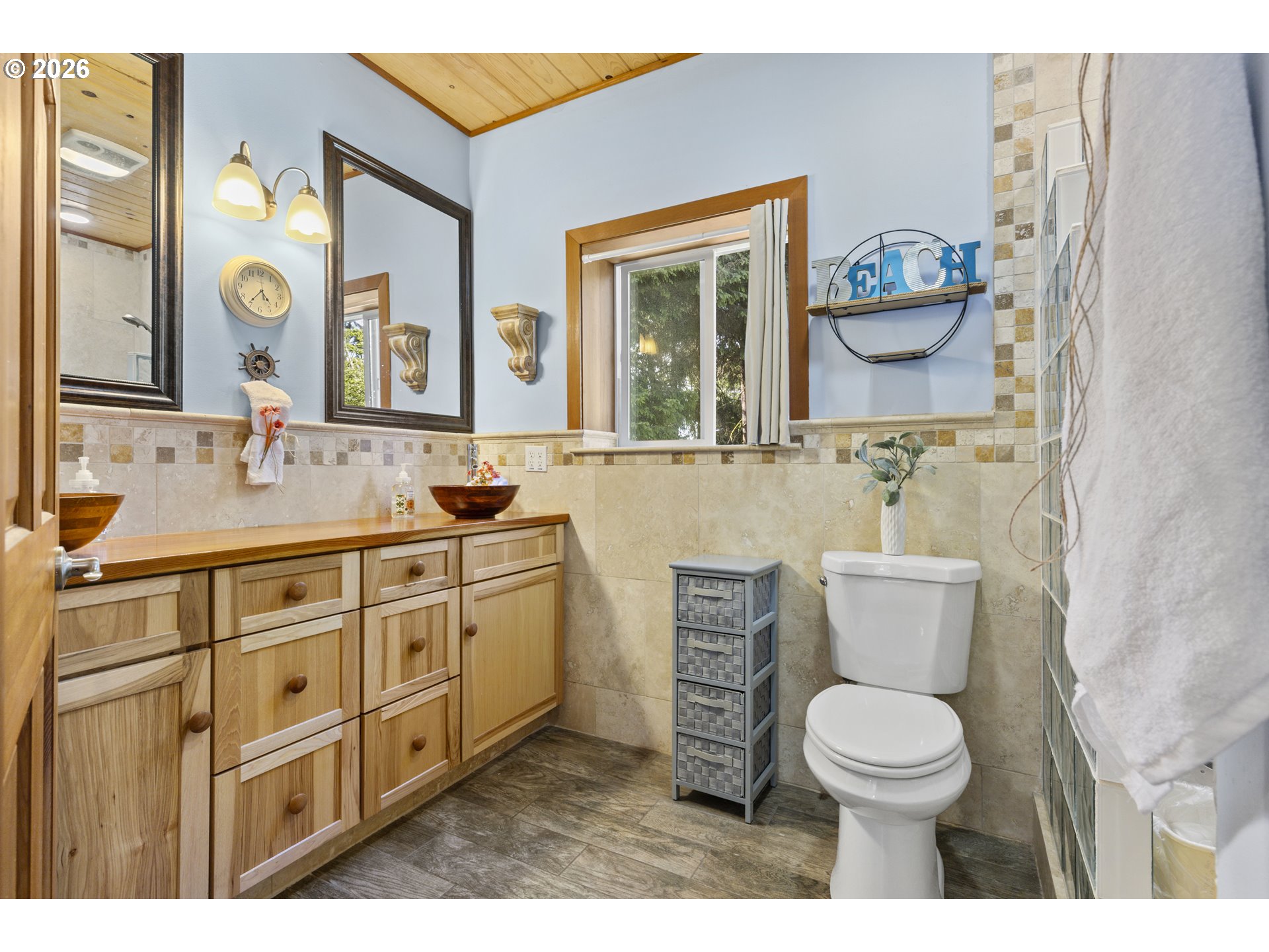 22312 Sandridge Road Ocean Park, WA 98640 - Photo 13 of 48 Bathroom