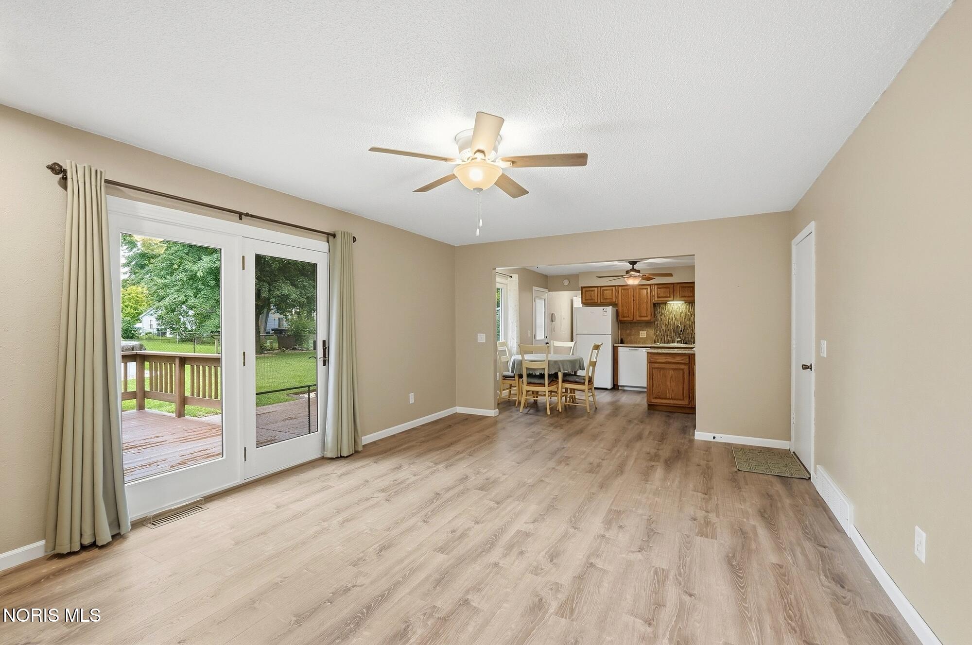 1744 Cass Road Maumee, OH 43537 - Photo 10 of 47 Gallery Image 10