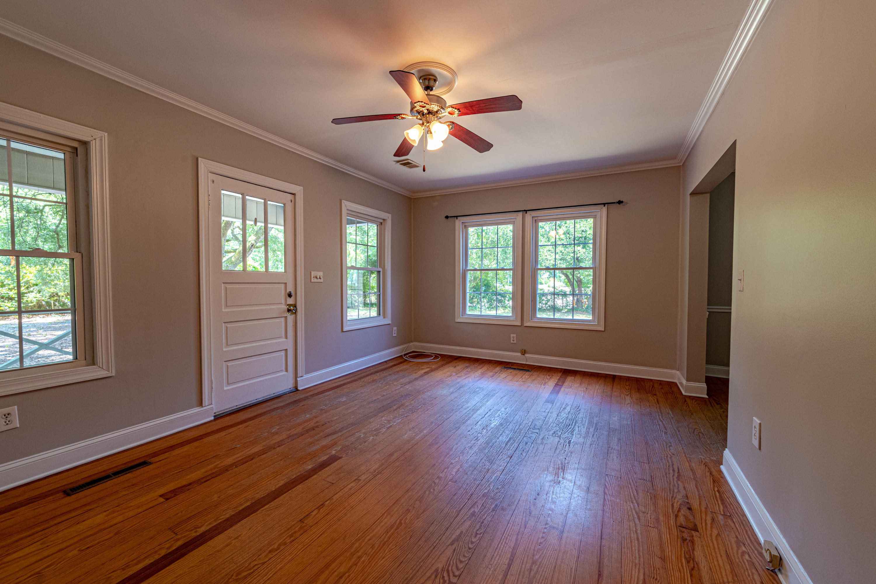 2159 Hampton Street Walterboro, SC 29488 - Photo 8 of 25 2159 Hampton Street