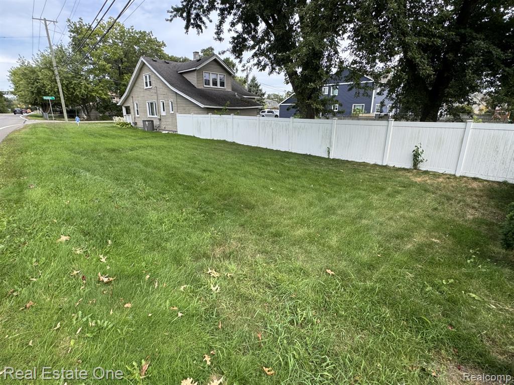 1785 Medler Road Commerce Township, MI 48382 - Photo 7 of 29