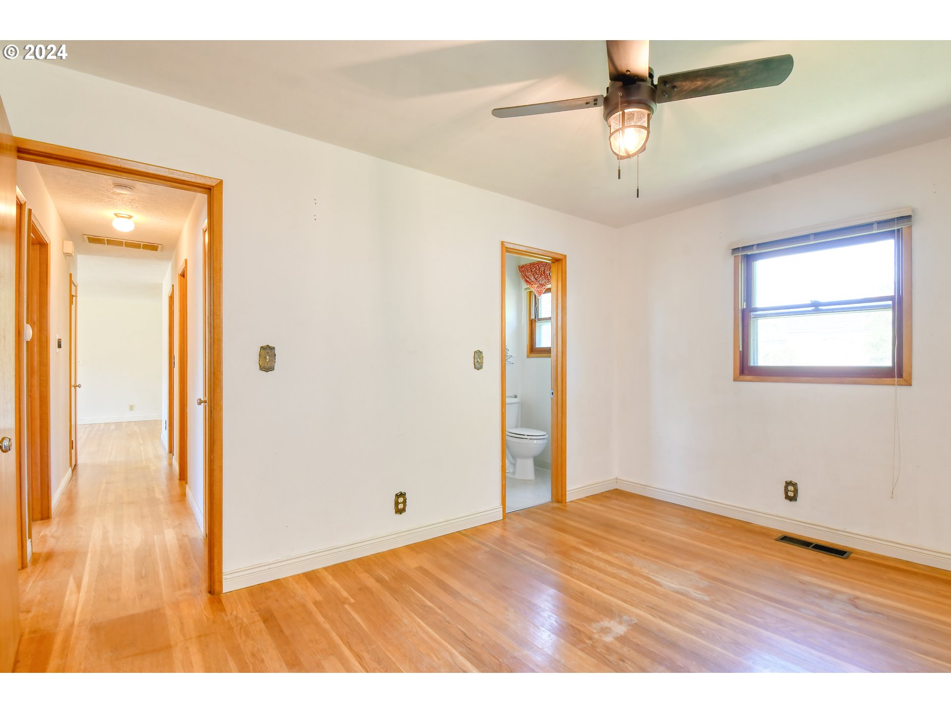 3215 Southwest Jay Avenue Pendleton, OR 97801 - Photo 17 of 34 Gallery Image 17
