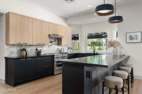 $1,850,000 | 5402 East Acoma Drive, Scottsdale, AZ 85254