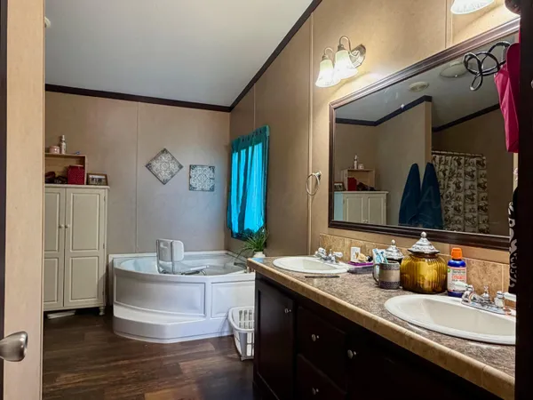 $165,000 | 909 West 13th Street, Quanah, TX 79252