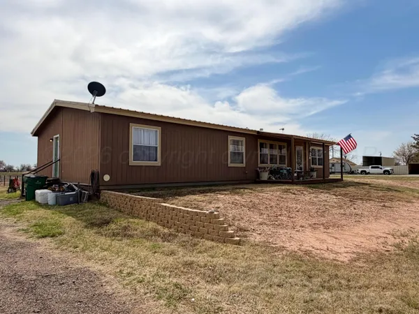 $165,000 | 909 West 13th Street, Quanah, TX 79252