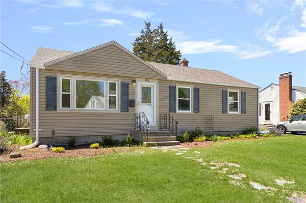$479,900 | 44 Ideal Court, Warwick, RI 02818