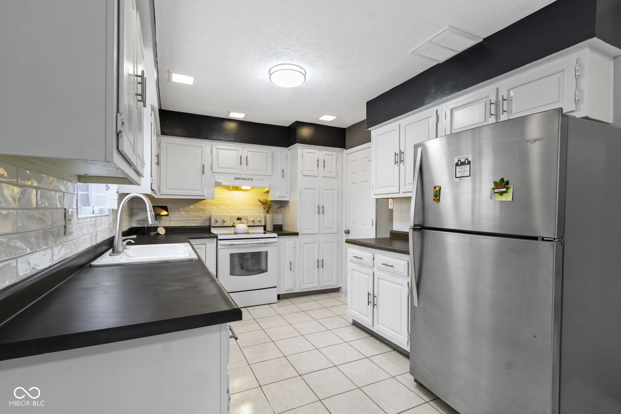 4140 Melbourne Road Indianapolis, IN 46228 - Photo 14 of 27