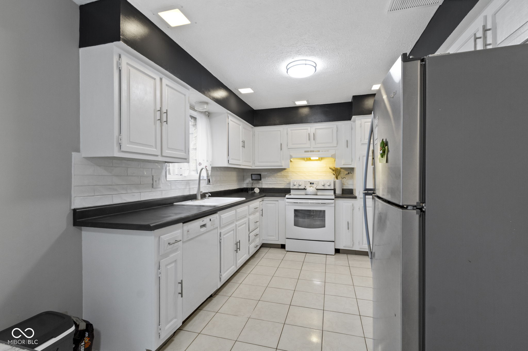 4140 Melbourne Road Indianapolis, IN 46228 - Photo 15 of 27