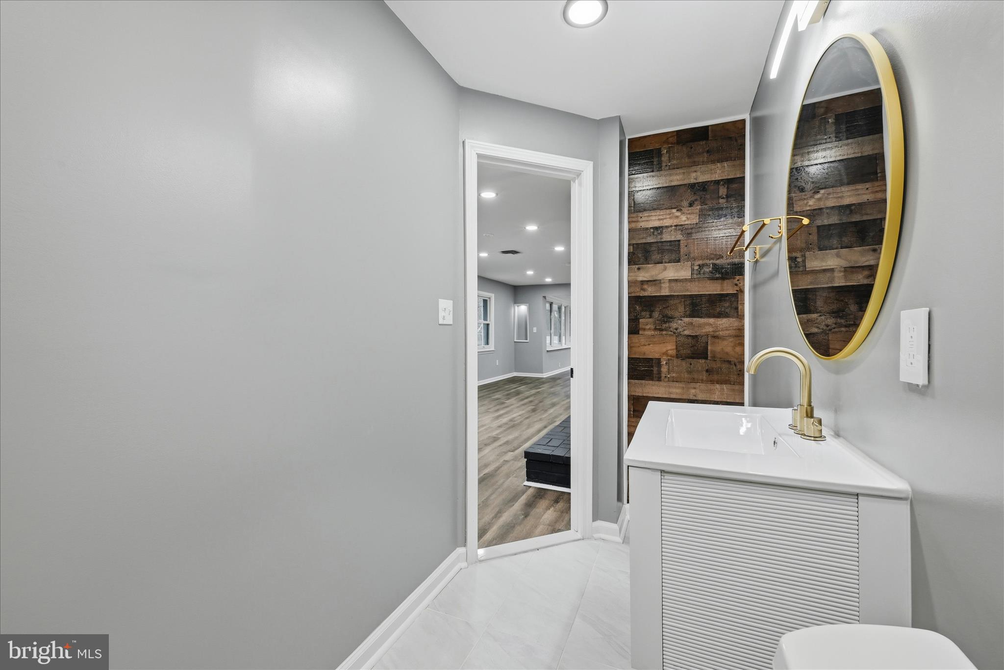 2639 Logmill Road Haymarket, VA 20169 - Photo 33 of 94 Bathroom