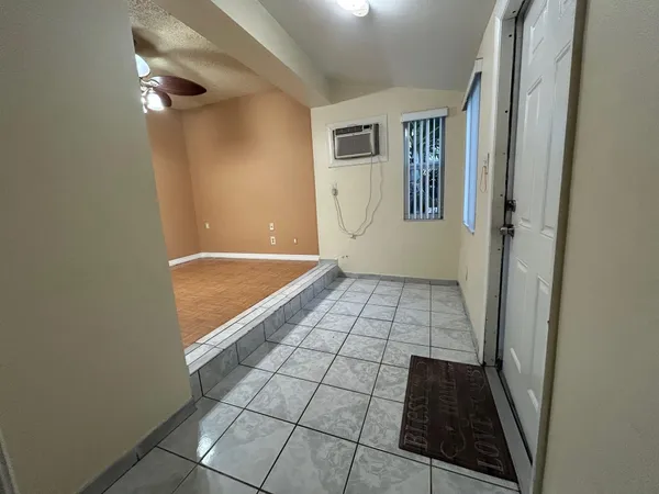 $1,500 | 1917 Coolidge Street, Hollywood, FL 33020